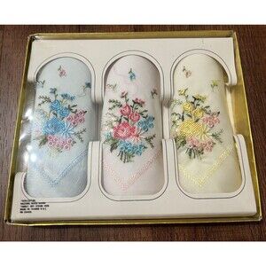 Vintage Cotton Hankie x 3 Embroidered Lace Handkerchief Boxed Unused